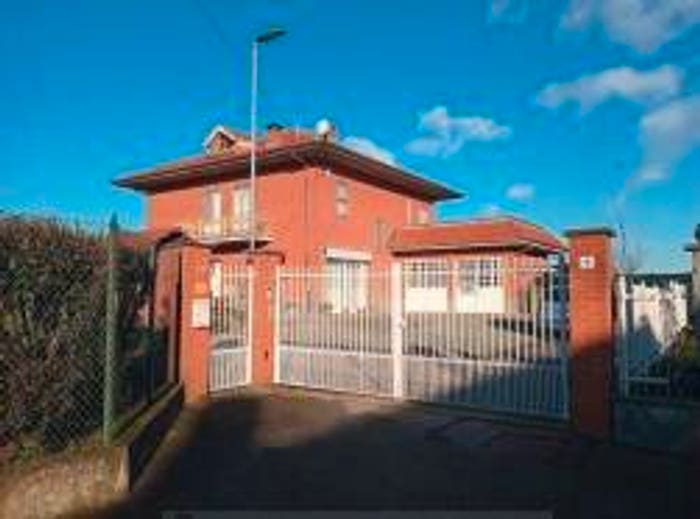 Casa con 6 locali in vendita in Via Milano, Centro, Villanova d'Asti