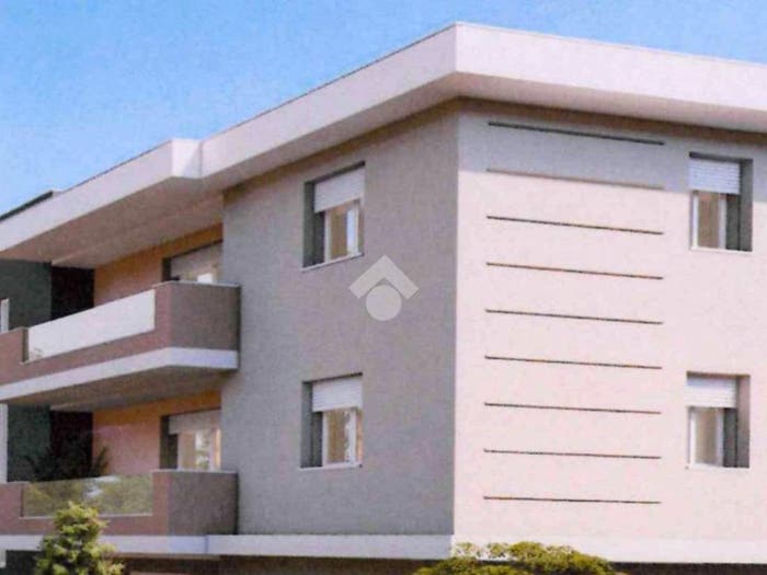 Appartamento quadrilocale in vendita in Via Canale, Centro, Casalgrande