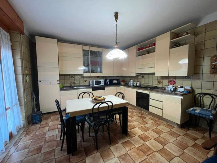 Appartamento con 6 locali in vendita in Via Dei Gelsomini, Centro, Pachino