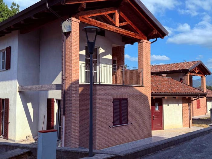 Casa con 6 locali in vendita in strada Pracarbone, Centro, Villanova Mondovì