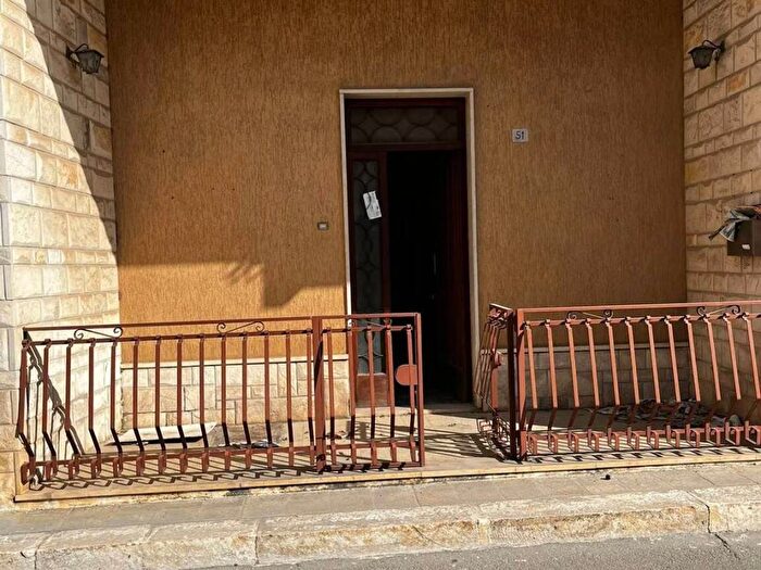 Appartamento con 5 locali in vendita in Montenero, Centro, Carmiano