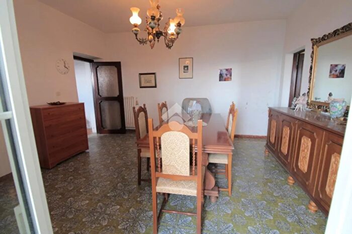 Appartamento trilocale in vendita in Via Circonvallazione, Poggio Mirteto