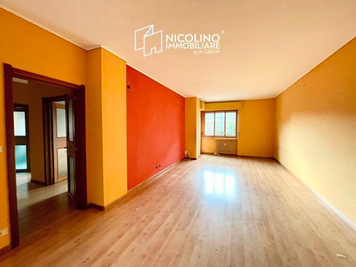 Appartamento con 5 locali in vendita in Via Alessandro Volta, Centro, Cuneo