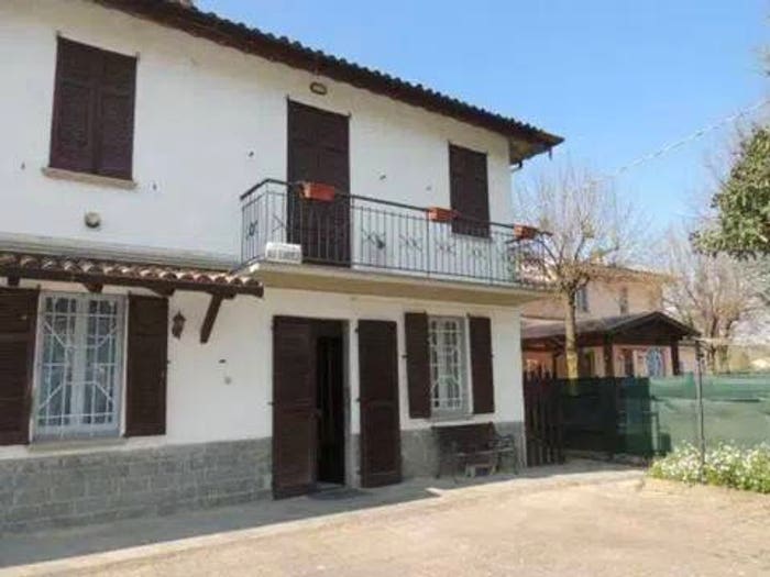 Casa quadrilocale in vendita in Via Vallescuropasso, Vallescuropasso Località Stefano, Cigognola