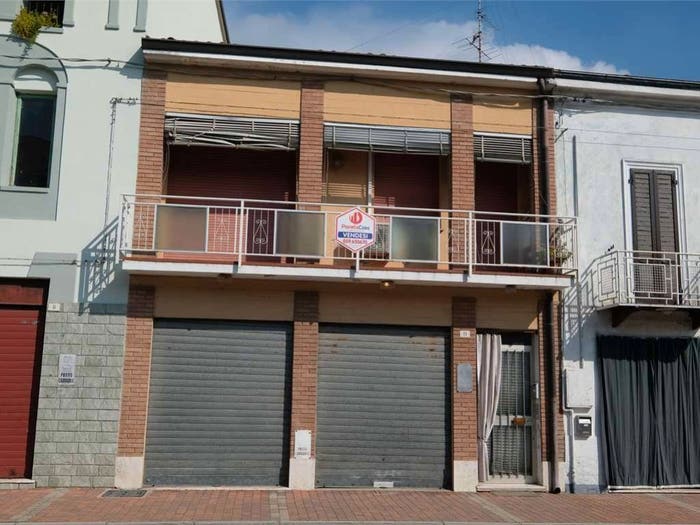 Casa con 6 locali in vendita in VIA GRAMSCI, Centro, San Possidonio