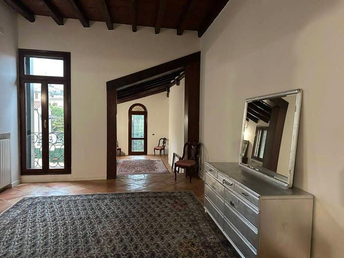 Casa con 6 locali in vendita in Via Cesare Battisti, Santa Sofia Altinate, Padova