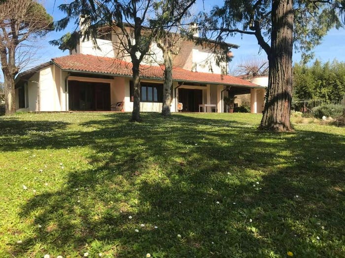 Casa con 6 locali in vendita in Centro, Capannori