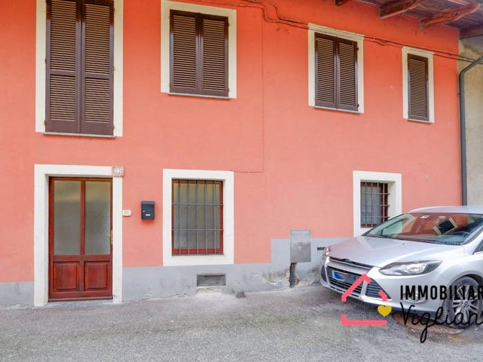 Casa con 6 locali in vendita in Via Lamarmora, Centro, Ronco Biellese