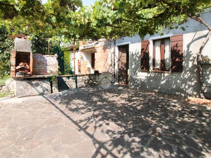 Casa bilocale in vendita in Località Preane, Sabbio Chiese