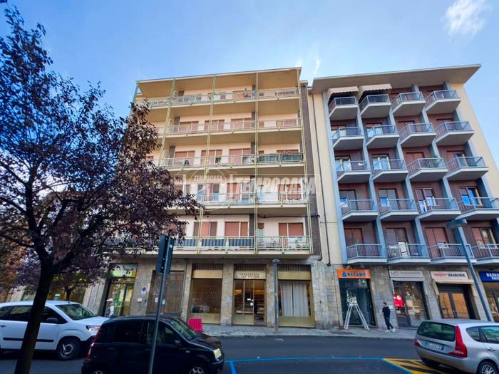 Appartamento trilocale in vendita in Via Italia, Settimo Torinese