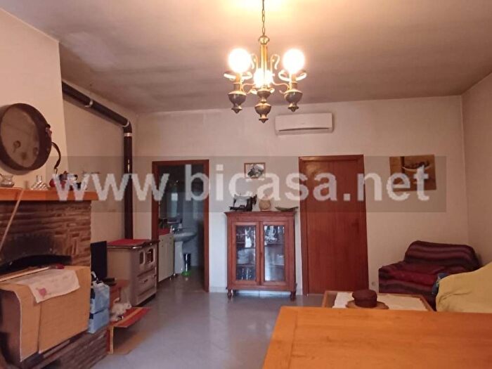 Casa con 6 locali in vendita in Strada Molino Maggiotti, Santa Maria dell'Arzilla, Pesaro