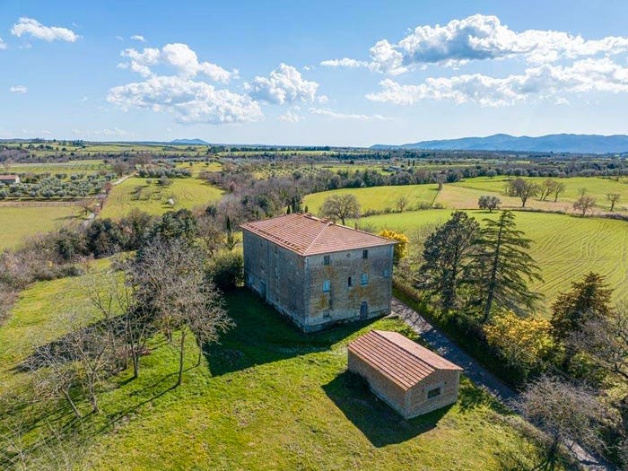 Casa con 6 locali in vendita in Località San Lorenzo, Pitigliano