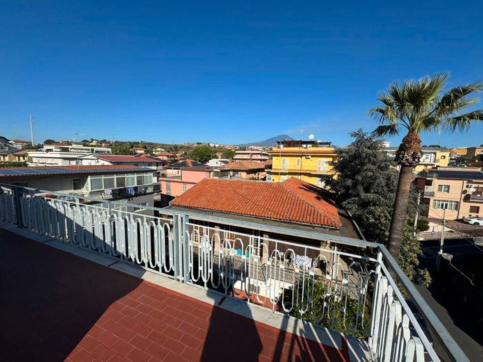 Casa in vendita in Via A Modigliani, Centro, Gravina di Catania