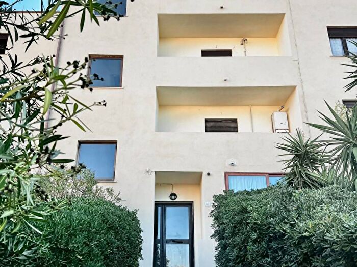 Appartamento con 5 locali in vendita in Via Salvatore Petta, San Nicola, Olbia