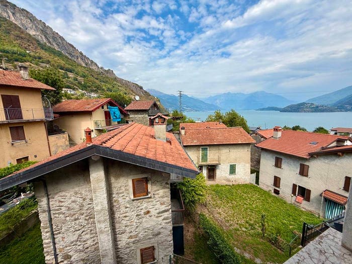 Casa quadrilocale in vendita in Via Regina, Centro, Musso