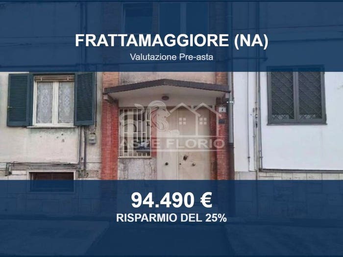 Appartamento con 6 locali in vendita in Viale Tiziano, Frattamaggiore