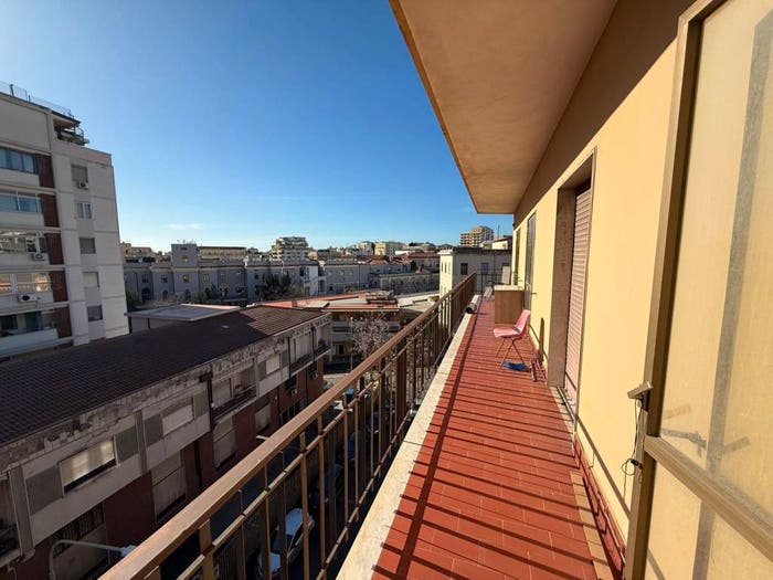 Appartamento con 5 locali in vendita in Via Ficarazzi, Cibali, Catania