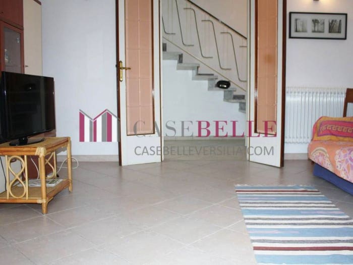 Casa con 6 locali in vendita in Lido di Camaiore, Camaiore