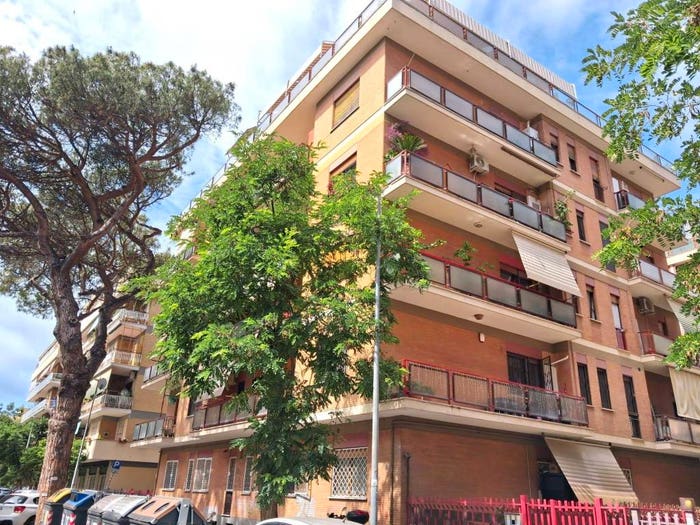 Appartamento con 5 locali in vendita in Via Federico Paolini, Ostia Levante, Roma
