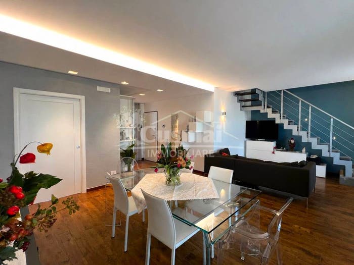Appartamento con 5 locali in vendita in Via Benedetto Croce, Castel del Monte, Andria