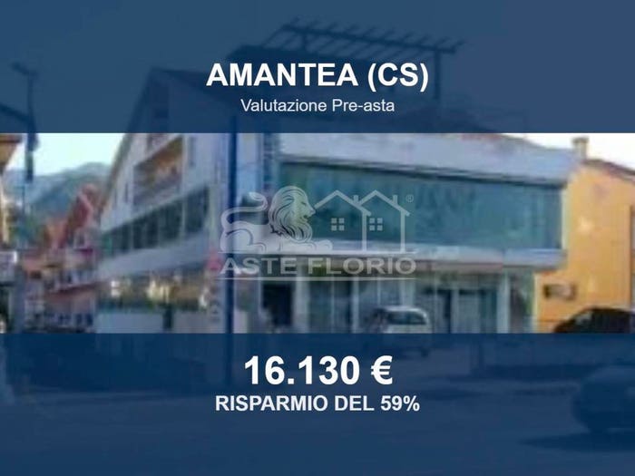 Appartamento trilocale in vendita in via Stromboli, Centro, Amantea