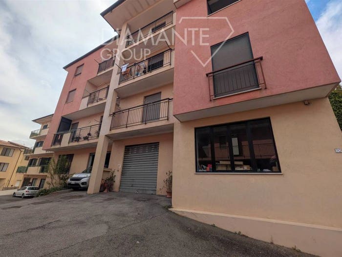 Appartamento quadrilocale in vendita in Centro, Montepulciano