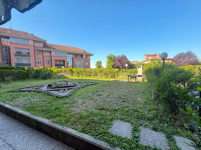 Appartamento con 5 locali in vendita in Via Alfano, Piossasco