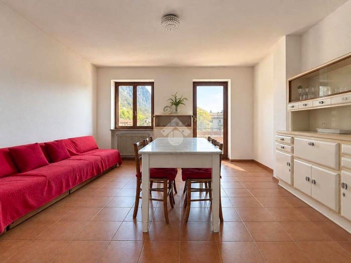 Appartamento quadrilocale in vendita in Via Battisti, Centro, Villa Santina