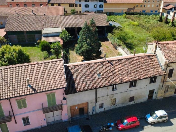 Casa con 6 locali in vendita in Corso Leone Giordano, Centro, Livorno Ferraris