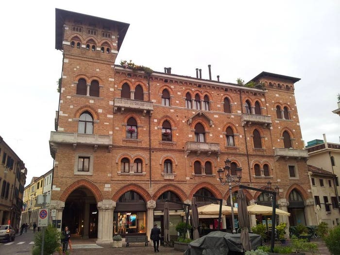 Case in Vendita e in Affitto - 3