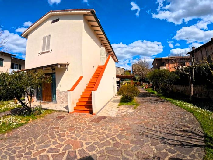 Casa con 6 locali in vendita in Strada Provinciale di Casole d'Elsa, Quartaia Pian dell'Olmino Mensanello, Colle di Val d'Elsa