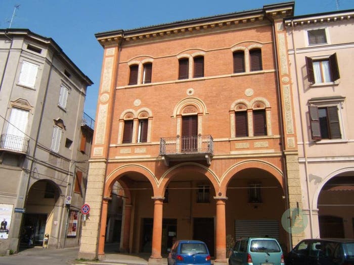 Appartamento quadrilocale in vendita in corso sandro cabassi, Centro Storico, Carpi