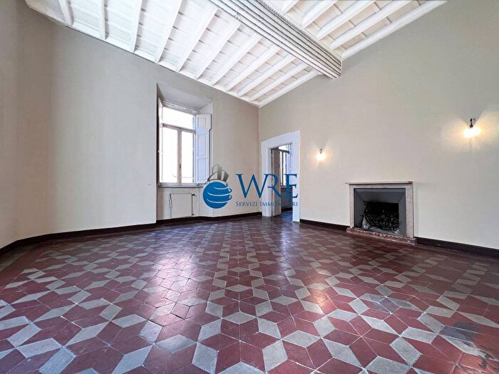 Appartamento con 6 locali in vendita in Via di Campo Marzio, Montecitorio, Roma
