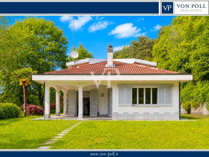 Casa con 5 locali in vendita in Via del Golf, Centro, Carimate