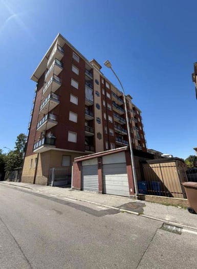 Appartamento trilocale in vendita in Via Eugenio Villoresi, Centro, Garbagnate Milanese