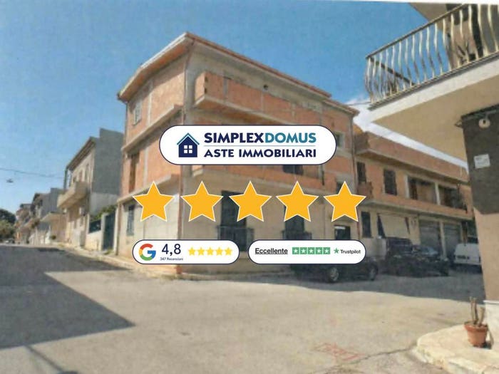 Appartamento con 6 locali in vendita in Via Lazio, Centro, Ispica