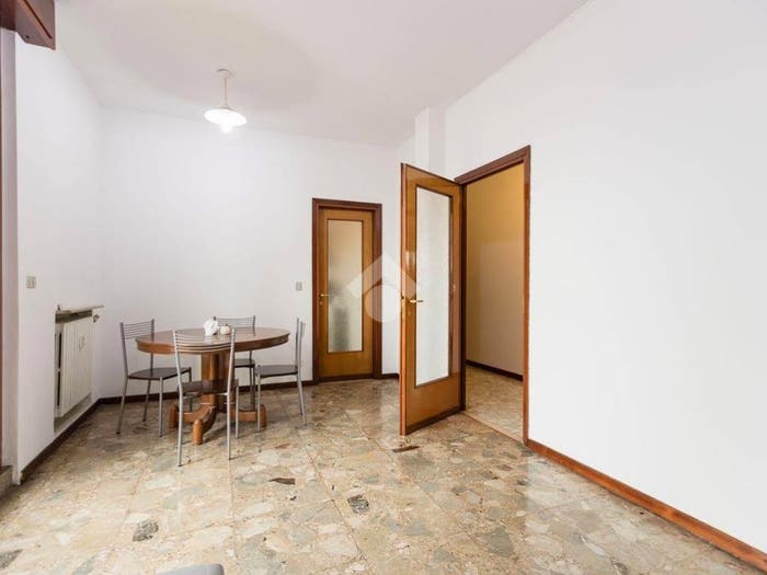 Casa quadrilocale in vendita in Via Palanzone, Niguarda, Milano