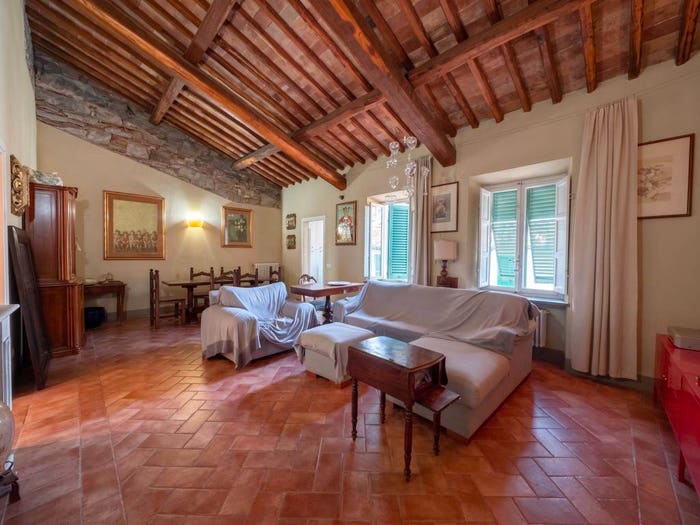 Appartamento quadrilocale in vendita in Via della Zecca, Piazza Anfiteatro Torre Guinigi, Lucca