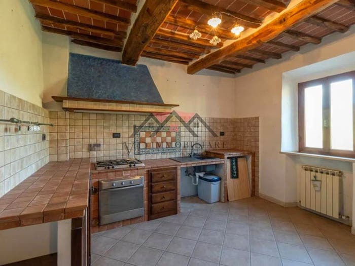 Appartamento quadrilocale in vendita in Via Cavour, Centro, Castelnuovo di Val di Cecina
