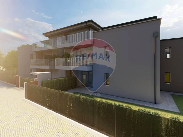Appartamento trilocale in vendita in via Ciro Menotti, Piumazzo, Castelfranco Emilia