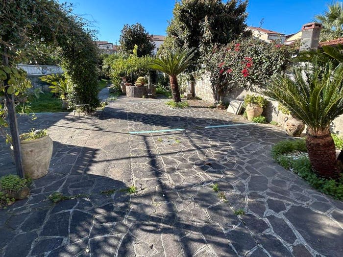 Casa con 5 locali in vendita in Via Cassandra, Centro, Sapri