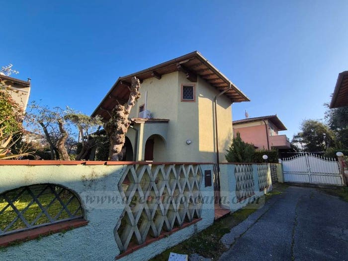 Casa con 6 locali in vendita in Centro, Forte dei Marmi