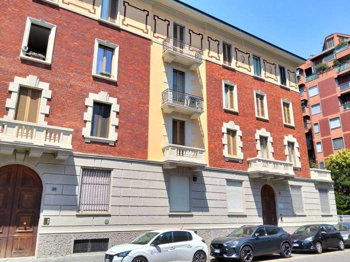 Appartamento trilocale in vendita in Via Carlo Botta, Porta Romana Medaglie d'Oro, Milano