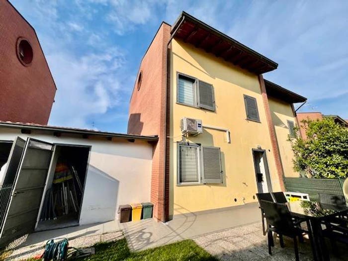 Casa quadrilocale in vendita in VIA DEL NERONE, Centro, Miradolo Terme