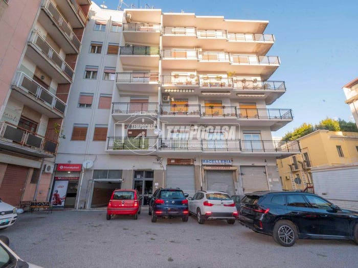 Appartamento bilocale in vendita in Via Felice Bisazza, Centro Storico, Messina