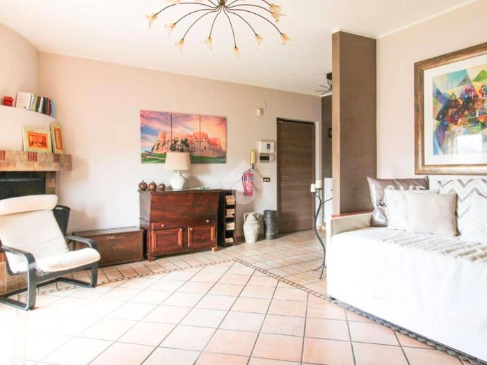 Appartamento quadrilocale in vendita in Via cesare de titta, Santa Lucia, Ortona