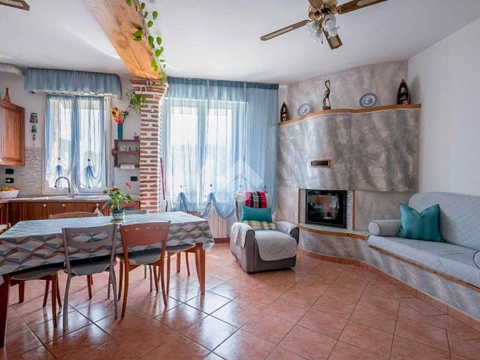 Appartamento con 5 locali in vendita in Viale Caduti per la Libertà, Calderino, Monte San Pietro