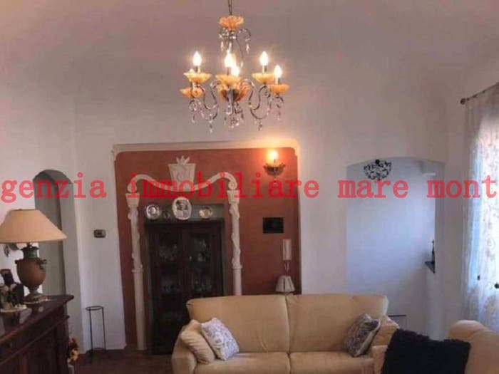 Casa con 5 locali in vendita in Via Antonio Porcile, Centro, Quiliano