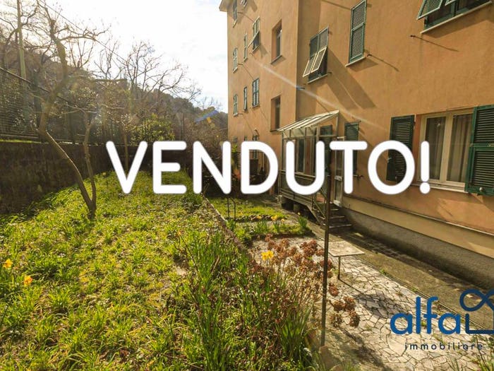 Appartamento quadrilocale in vendita in Via Carnia, Rivarolo, Genova
