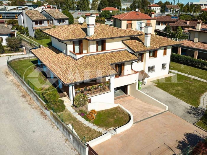 Casa con 6 locali in vendita in Via Pietro Zorutti, San Gregorio Villanova, Pordenone